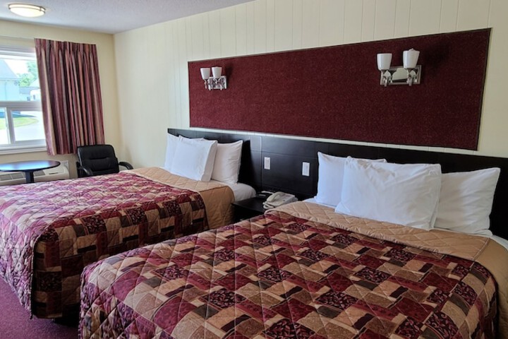 Room 33 of 62