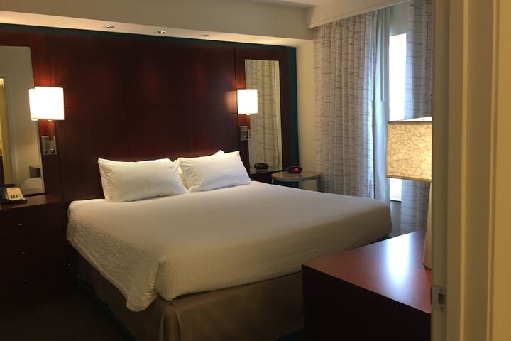 Room 26 of 59