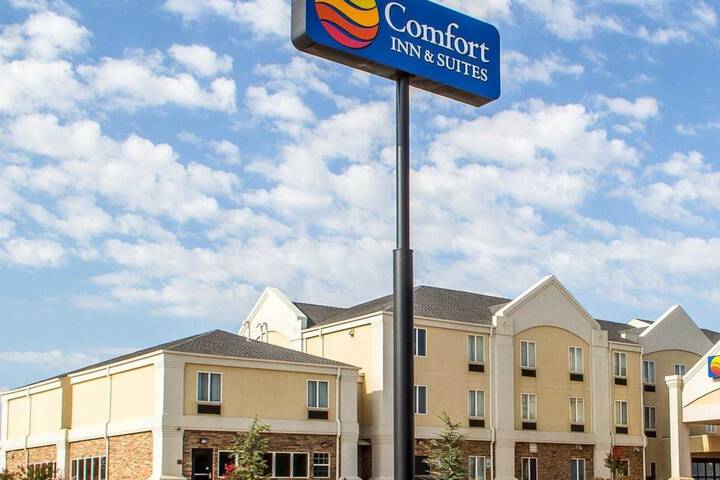 Comfort Inn & Suites Perry I-35