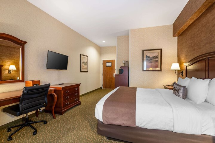 Room 47 of 125