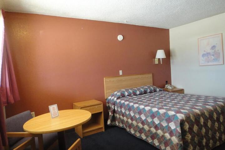 Room 44 of 50
