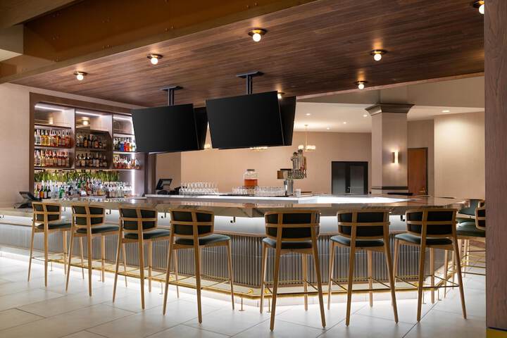 Embassy Suites by Hilton at Hot Springs Convention Center