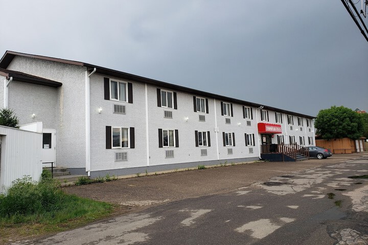 Hotel 12 of 55
