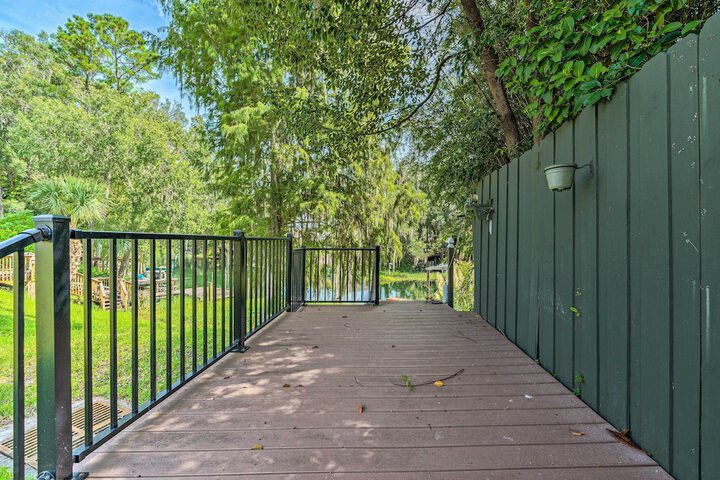Rainbow River Home w / Private Kayak Dock