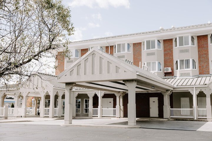 Findlay Inn and Conference Center