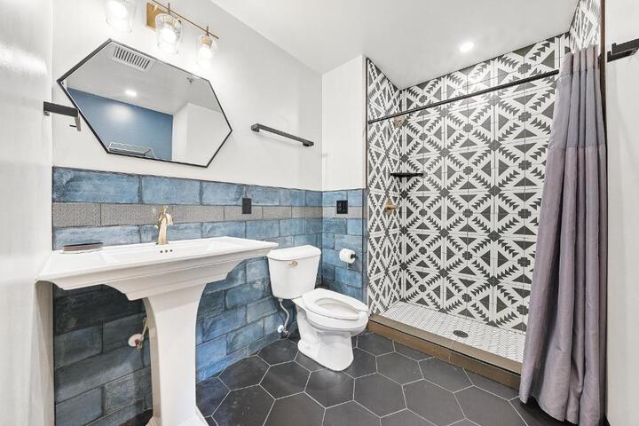 Indigo Pass Boutique Hotel