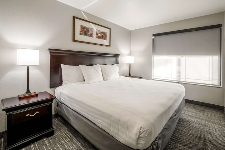 Room 39 of 104