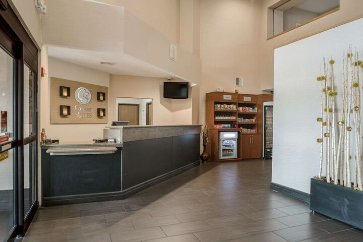 Hotel Interior 10 of 68