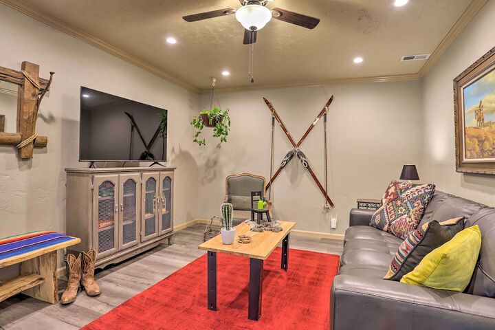 Colorado Cowboy Cottage: 12 Mi to Downtown Denver