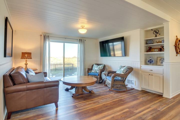 Beachfront Bandon Vacation Rental w / Ocean View!