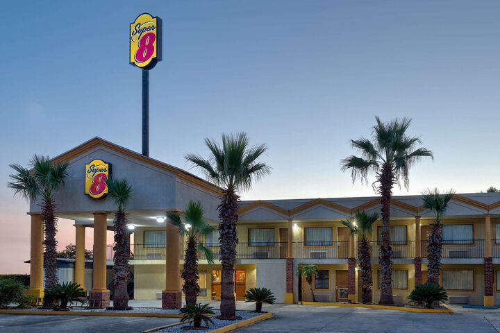 Hotel 2 of 14