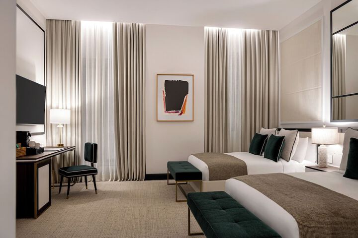 Room 27 of 59