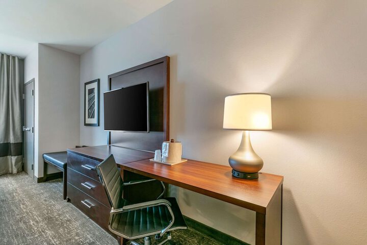 Room 15 of 31