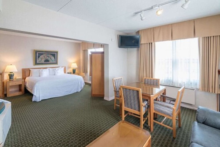 Room 45 of 90