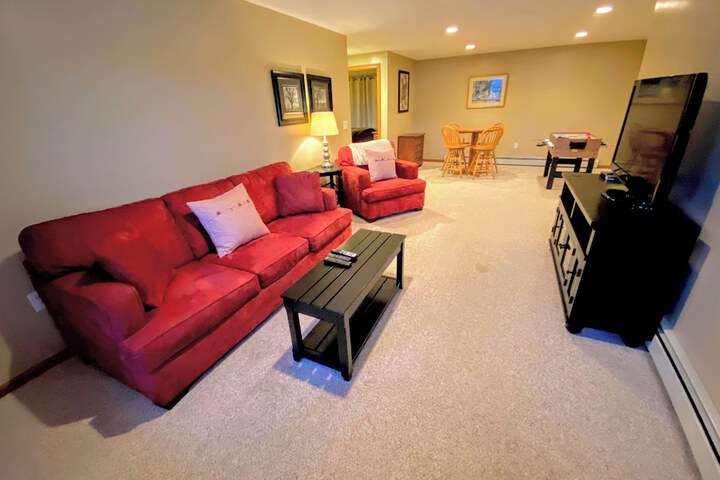 V3 Gorgeous Ski-in Mountain View Townhouse With Amazing Views in Bretton Woods
