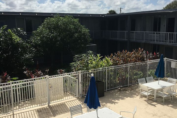 Days Inn by Wyndham Stuart
