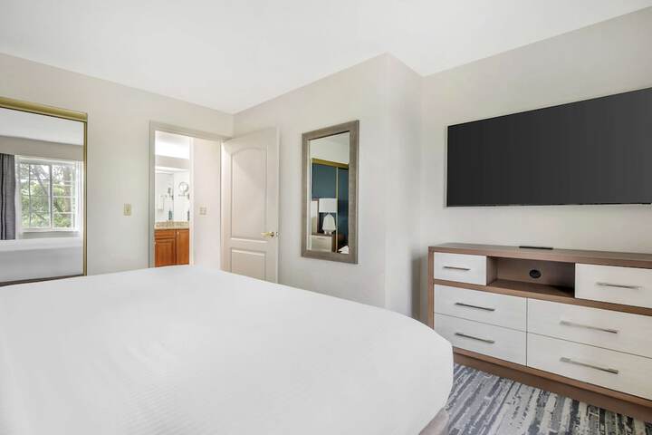 Room 21 of 47