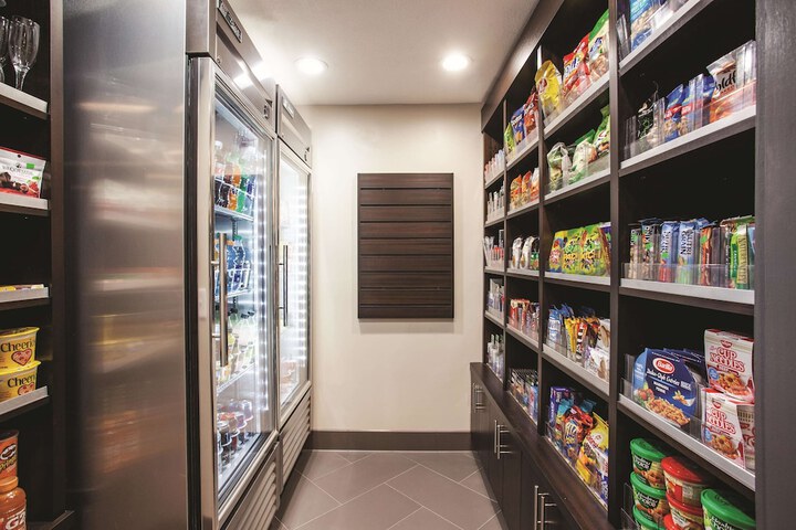 La Quinta Inn & Suites by Wyndham Dublin - Pleasanton