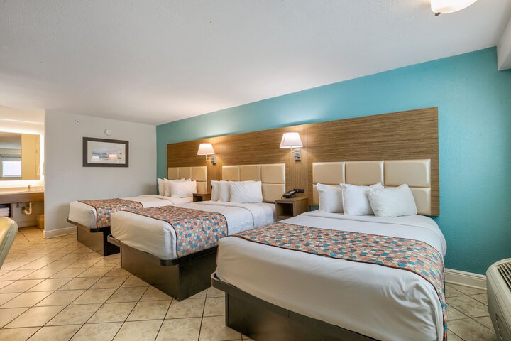 Beachside Resort Hotel
