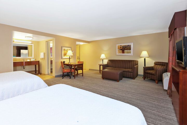 Room 16 of 36