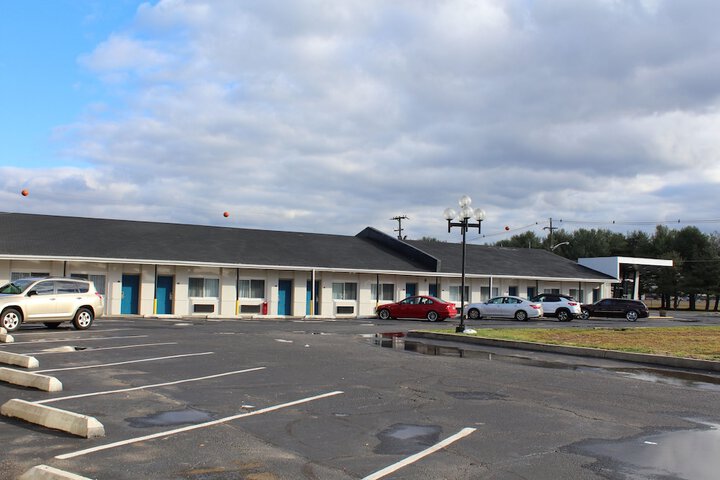 Days Inn by Wyndham Wrightstown McGuire AFB / Bordentown