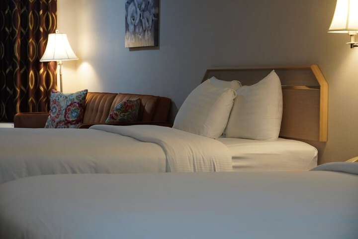 Room 92 of 128