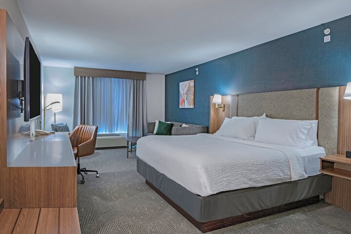 Holiday Inn Hotel & Suites Kamloops by IHG