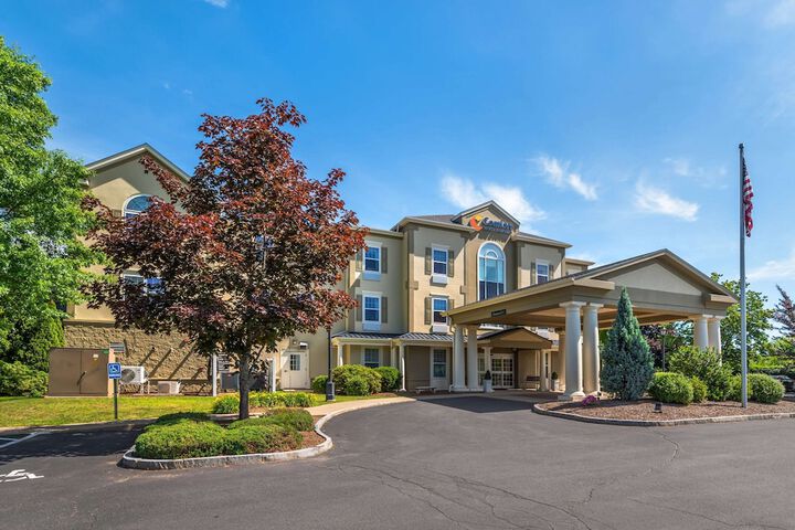 Hotel 2 of 41