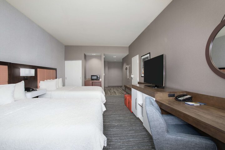 Room 27 of 59