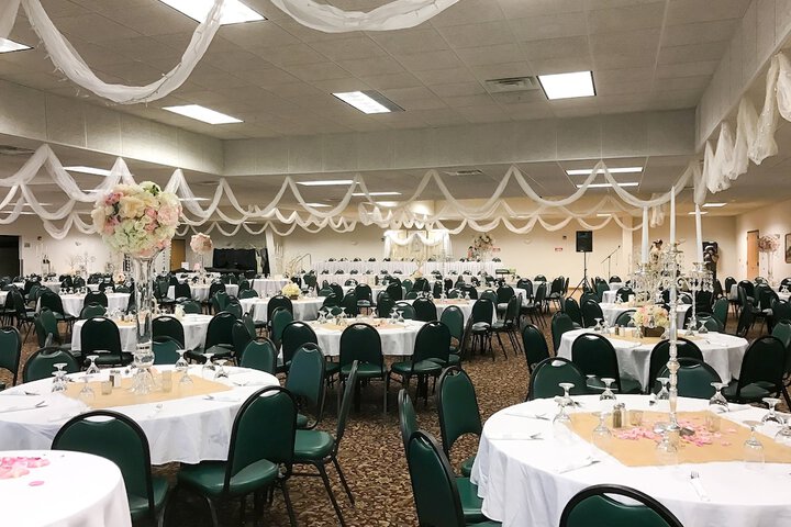 Ballroom/Hall 36 of 38