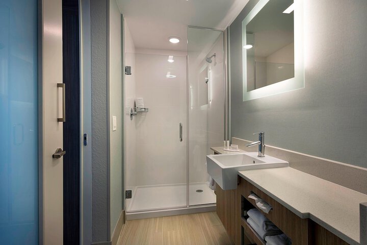Room 19 of 56