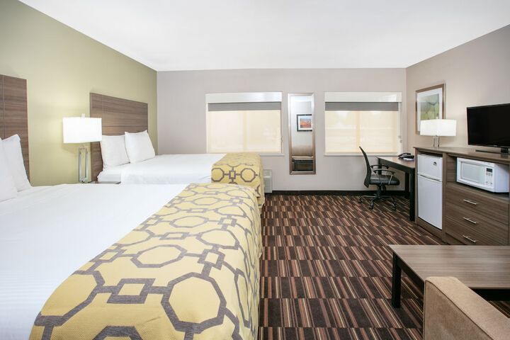 Room 44 of 69