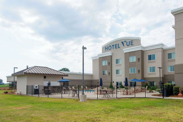 Hotel 2 of 72