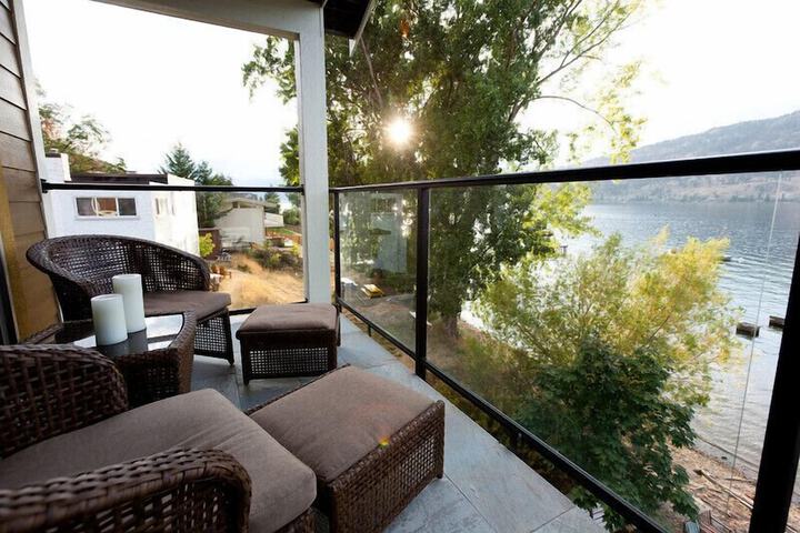 Terrace/Patio 22 of 34