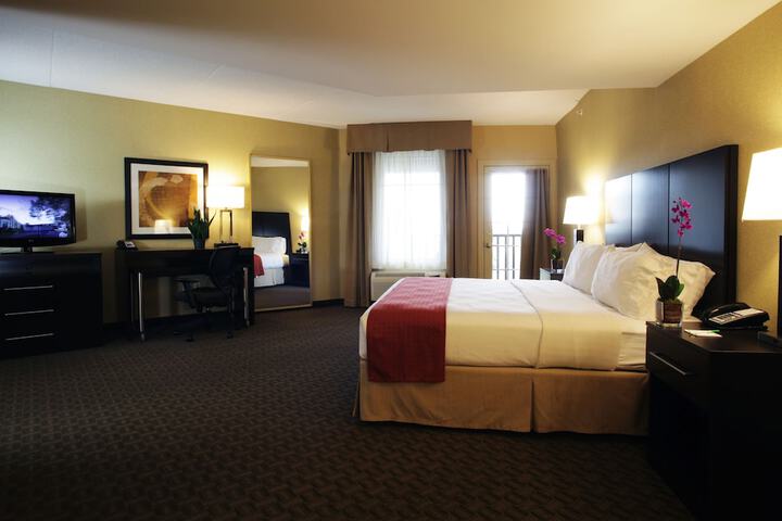 Room 48 of 110