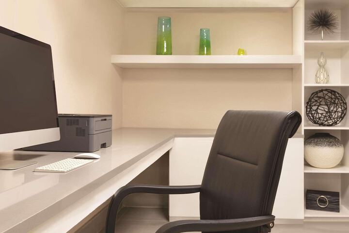 Business Center 24 of 24