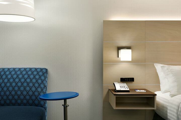 Room 15 of 46