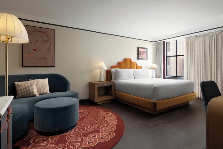 Room 40 of 98