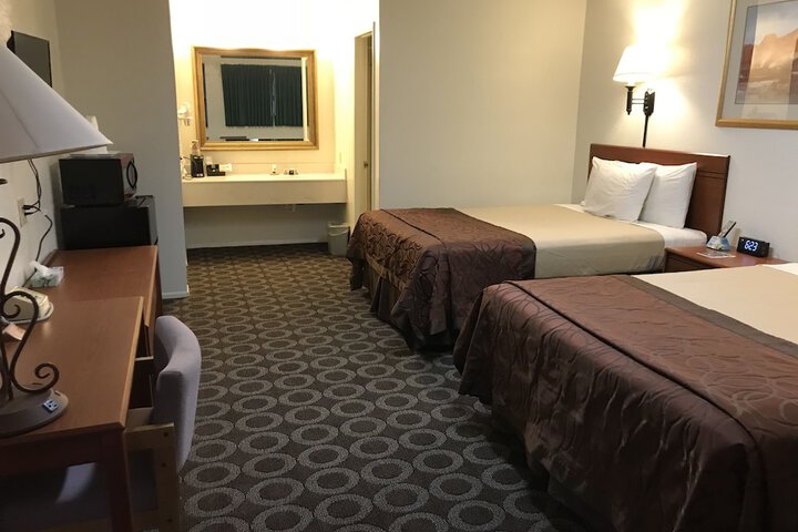Room 15 of 39