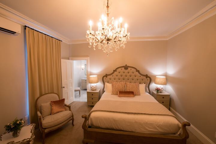 Room 40 of 62