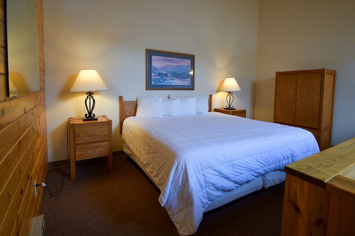 Inn at SilverCreek