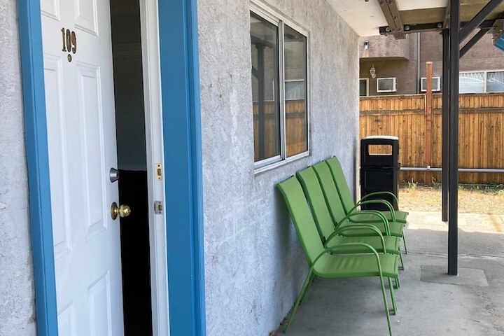 Golden Sands Resort Motel