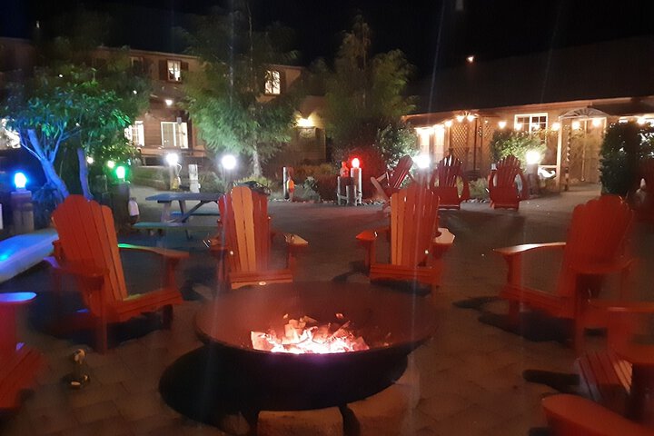 Hotel 2 of 99
