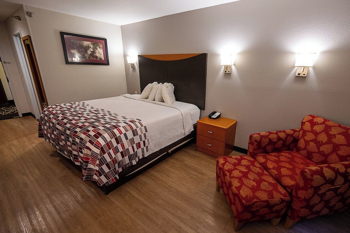 Red Roof Inn & Suites Danville IL