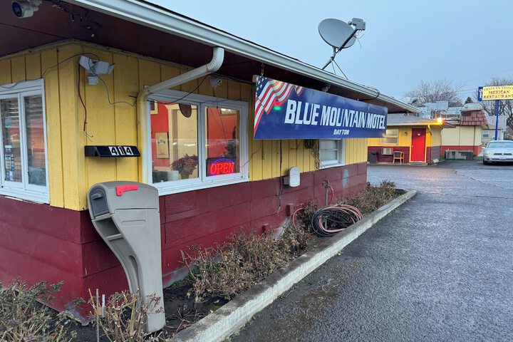 Blue Mountain Hotel