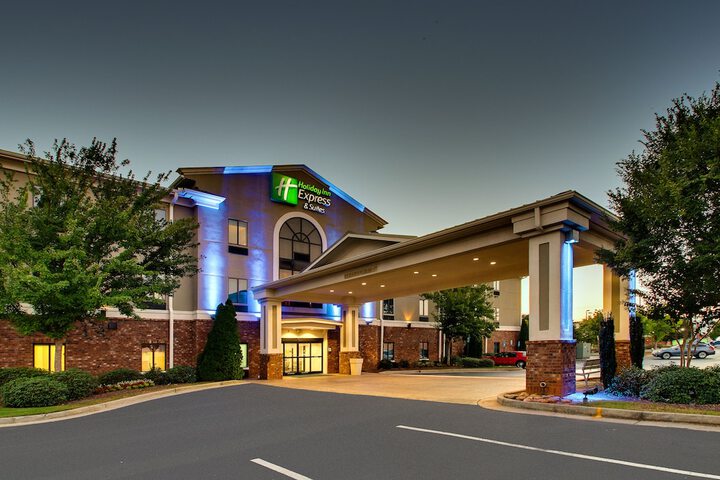 Hotel 7 of 49