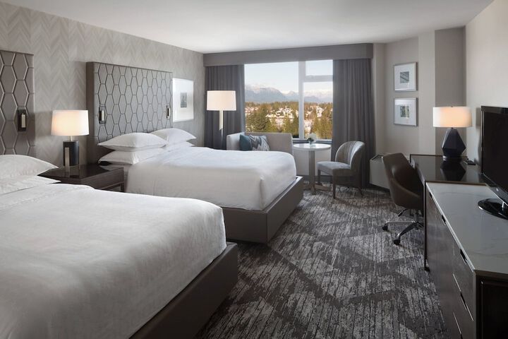 Sheraton Vancouver Guildford Hotel