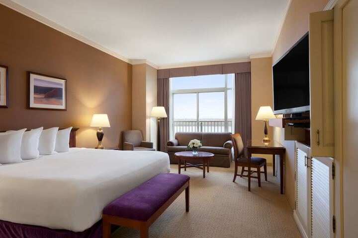 Harrahs Metropolis Hotel & Casino - a Caesars Rewards Destination