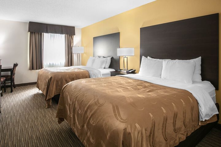 Room 20 of 33