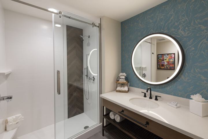 Hotel Indigo Tulsa DWTN-Entertainment Area by IHG